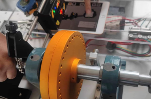 激光測(cè)控.png 激光測(cè)控.png